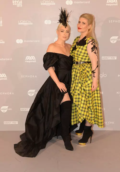 Giulia Nahmany și Adina Necula