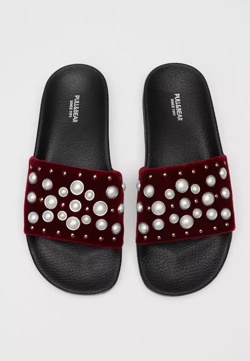 Papuci cu detalii in forma de perle, Zara, 179,90 lei