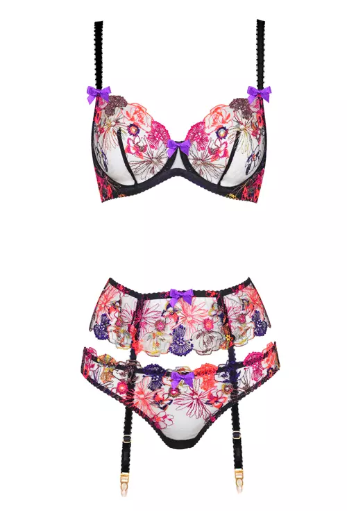 Sutien 629 lei, portjartier 629 lei, chilot 549 lei, Agent Provocateur