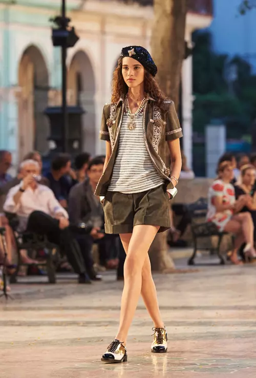 Colectia Chanel Cruise 2016-2017