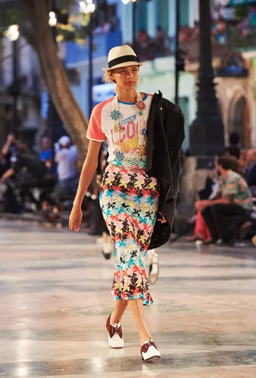 Colectia Chanel Cruise 2016-2017