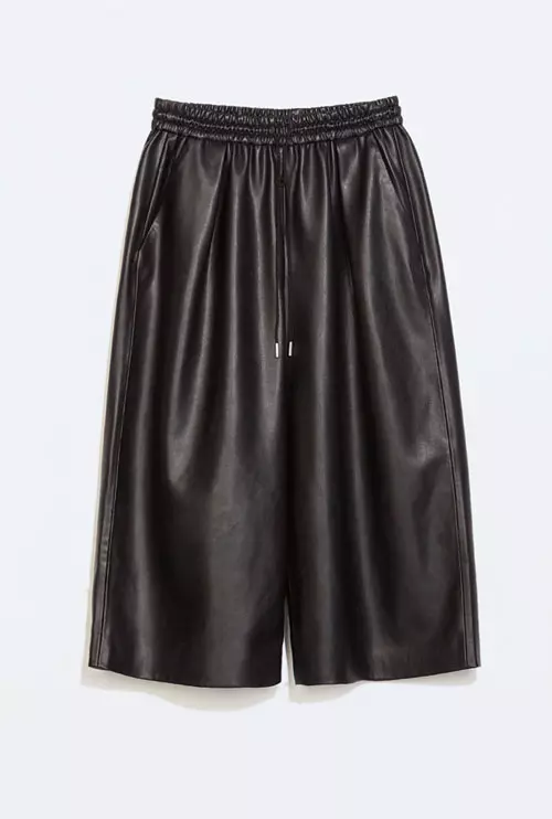 Pantaloni din piele ecologica, Zara, 169,90 lei