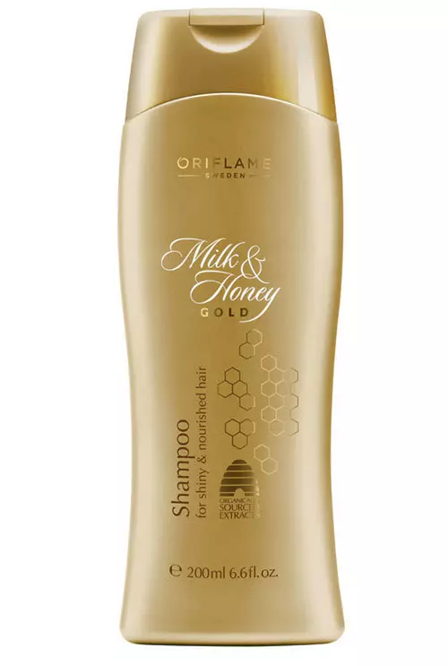 Oriflame, Silk Beauty, o crema de corp cu extracte din matase, orhidee si musetel, care ofera ingrijire adecvata pielii sensibile, 19 lei.