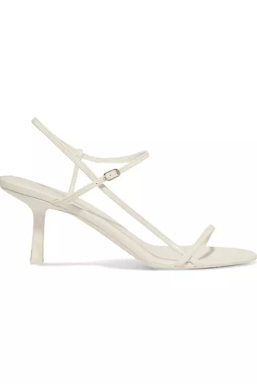 5a. Sandale din piele, The Row, 695 euro, www.matchesfashion.com