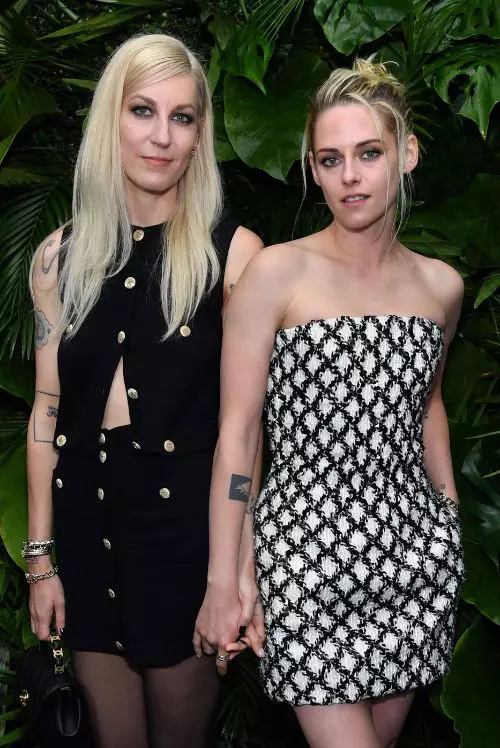 9. Kristen Stewart și Dylan Meyer