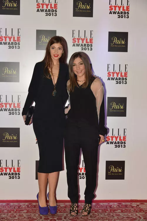 Andreea Altay (Victoria 46) si Cristina Craciun (ELLE)