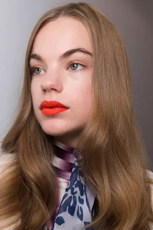 Mary Katrantzou colectia primavara-vara 2017 backstage (11)