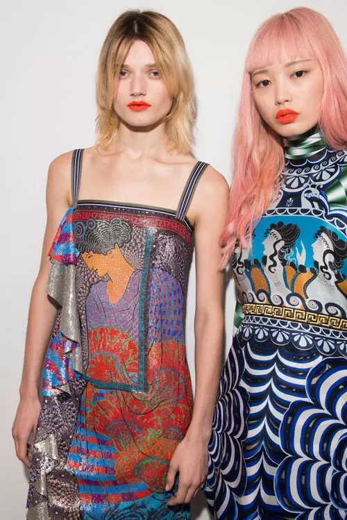 Mary Katrantzou colectia primavara-vara 2017 backstage (13)