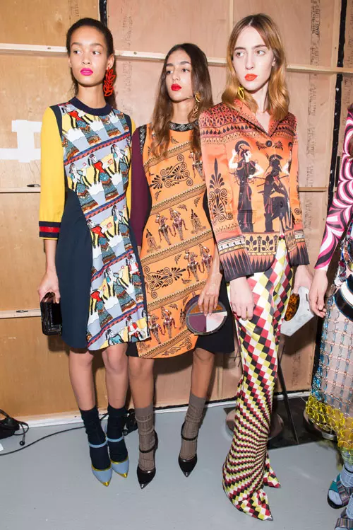Mary Katrantzou colectia primavara-vara 2017 backstage (16)