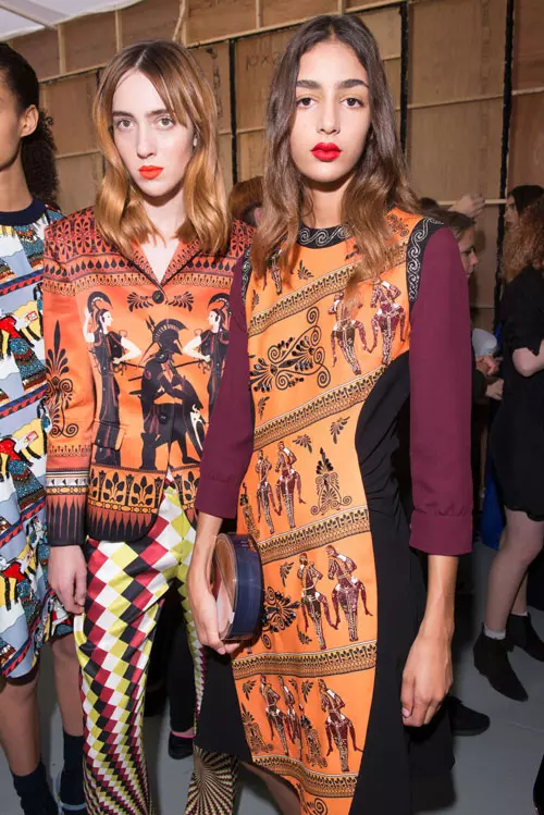 Mary Katrantzou colectia primavara-vara 2017 backstage (18)