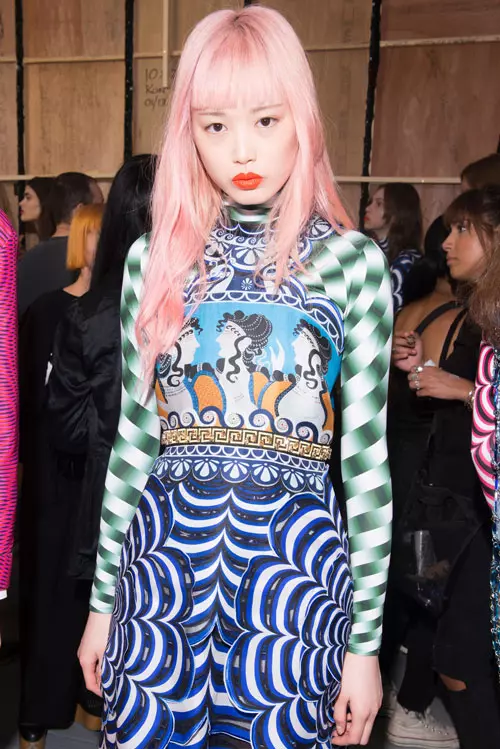 Mary Katrantzou colectia primavara-vara 2017 backstage (23)