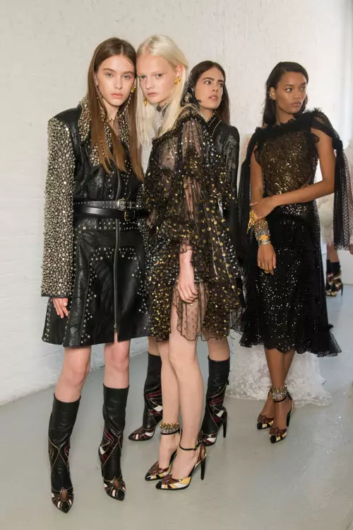 Rodarte colectia primavara-vara 2017 backstage (1)