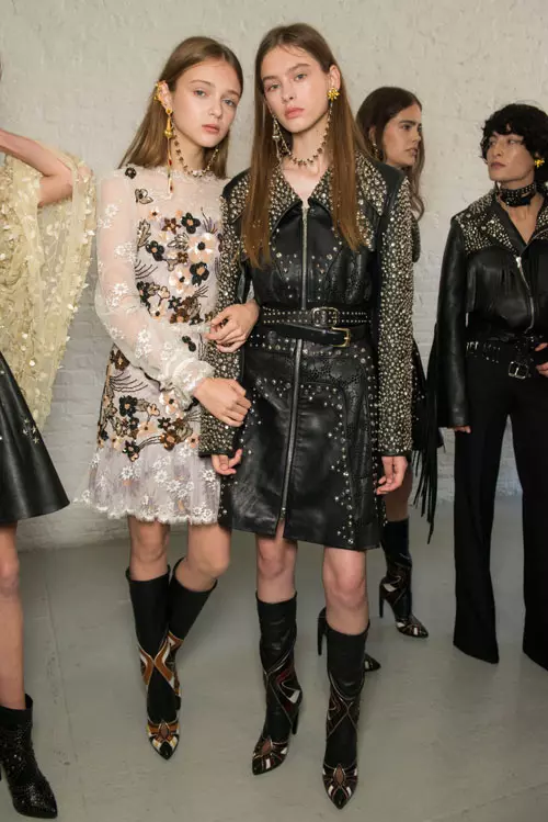 Rodarte colectia primavara-vara 2017 backstage (24)