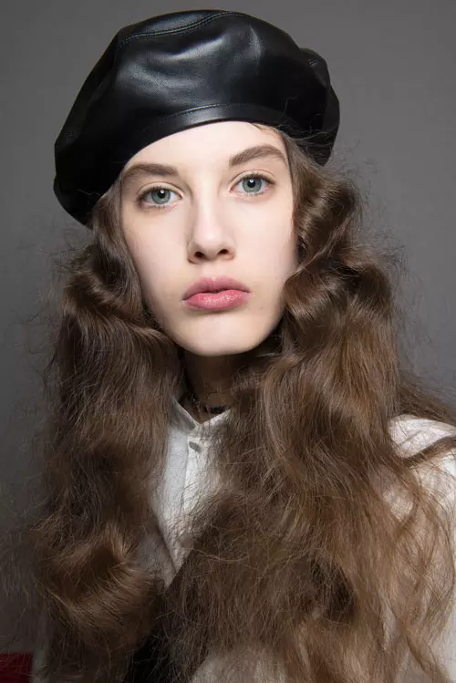 Christian Dior colectia toamna iarna 2017-2018 backstage (10)