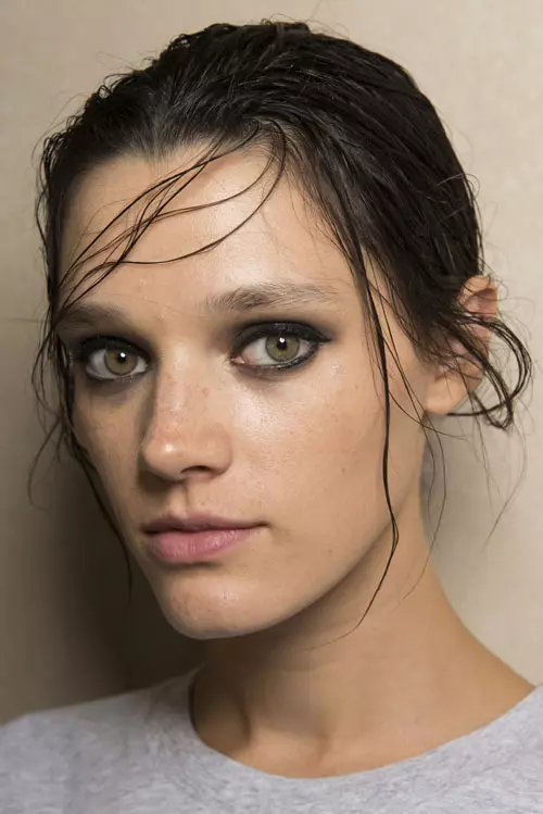 Alberta Ferretti colecția primăvară-vară 2018 backstage (17)