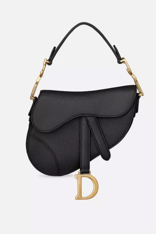 Geantă din piele, Christian Dior, 2.700 euro, www.dior.com
