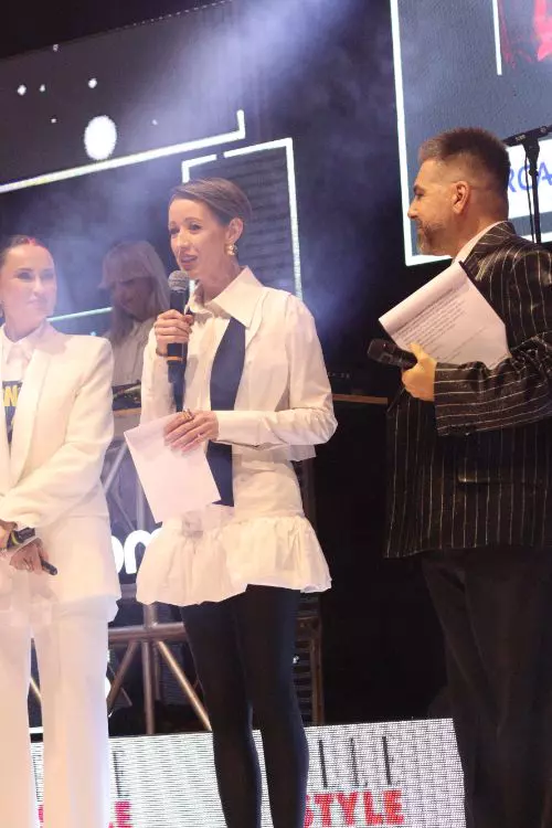3.-roxana-voloseniuc-ioana-ciurlea-si-maurice-munteanu.jpg