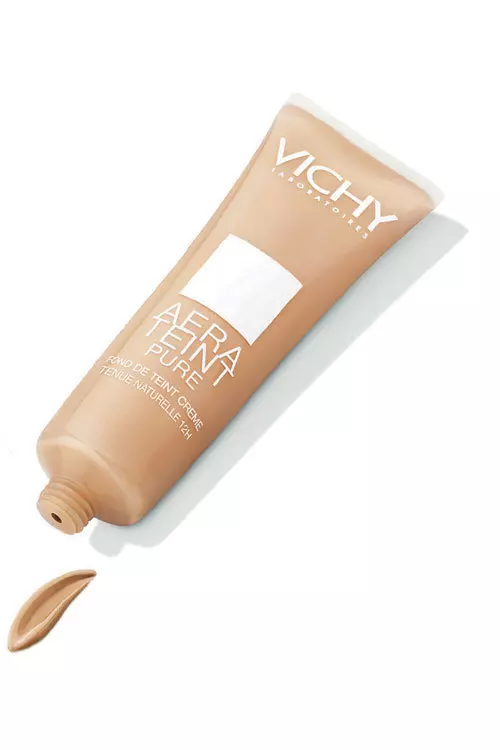 Vichy, Aérateint Pure, un fond de ten crema care asigura un machiaj de durata si hidrateaza tenul uscat, 74 lei.