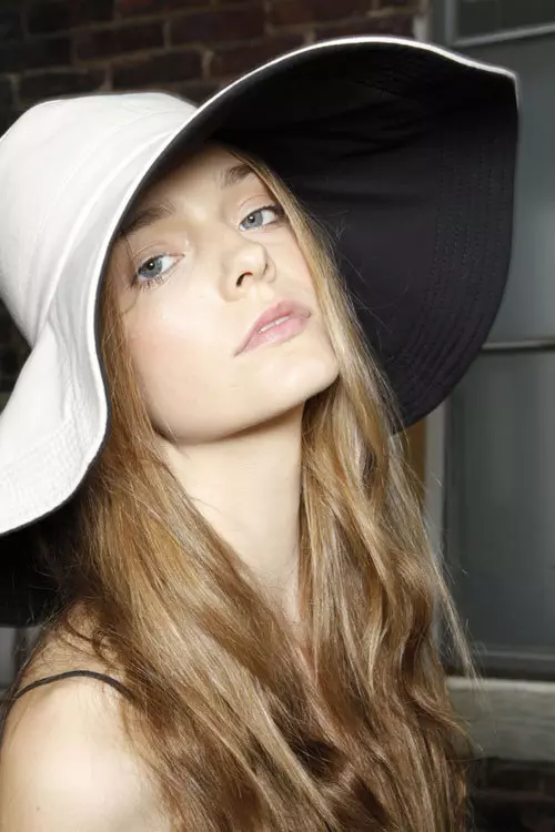 DKNY