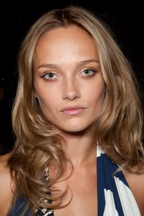 Diane von Furstenberg backstage (17)