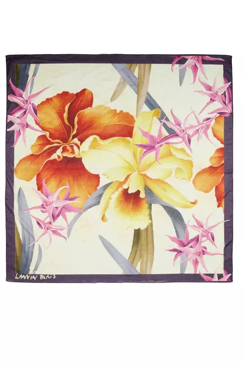 Esarfa din  matase, Lanvin, 1.170 lei, magazinul Victoria 46