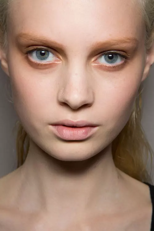 Alberta Ferretti backstage (1)