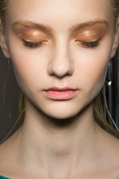 Alberta Ferretti backstage (17)