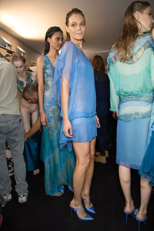 Alberta Ferretti backstage (35)