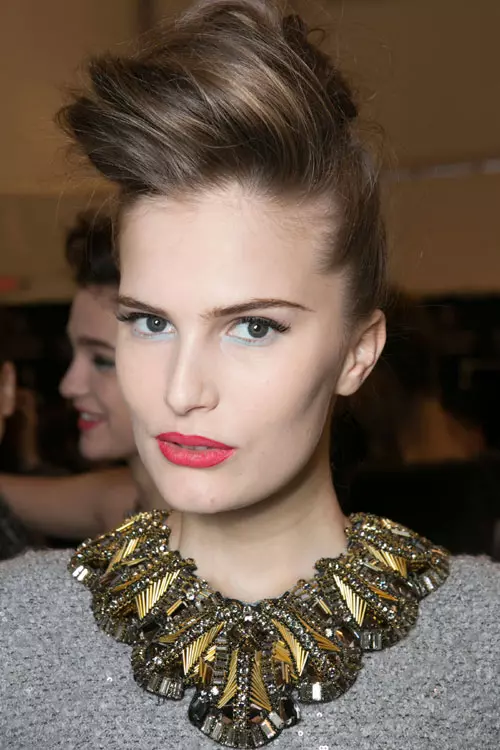 Badgley Mischka baclstage (3)