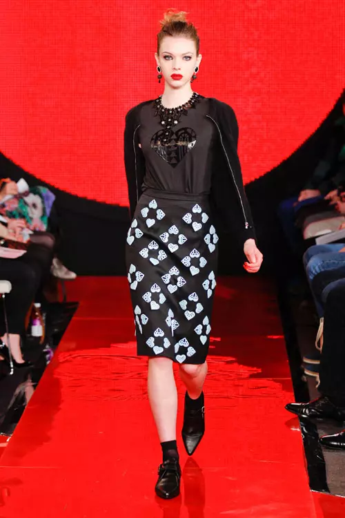 Holly Fulton (23)