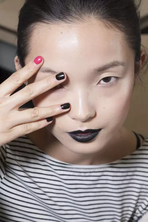 Moschino Cheap and Chic backstage (31)