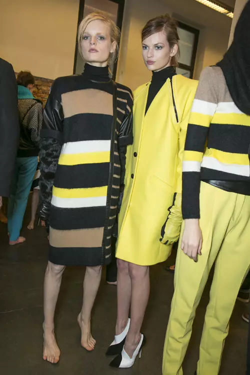 Iceberg backstage (11)