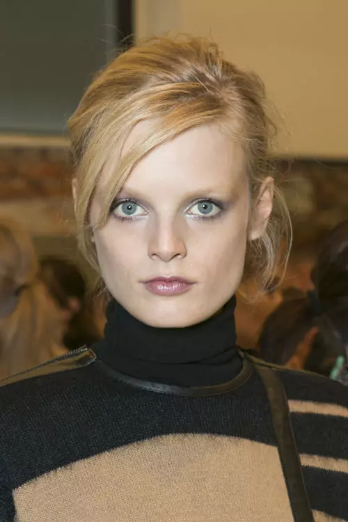 Iceberg backstage (12)