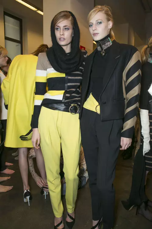 Iceberg backstage (9)