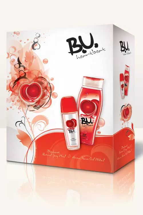 Set Heartbeat B.U., 24 lei. Contine natural spray si gel de dus.