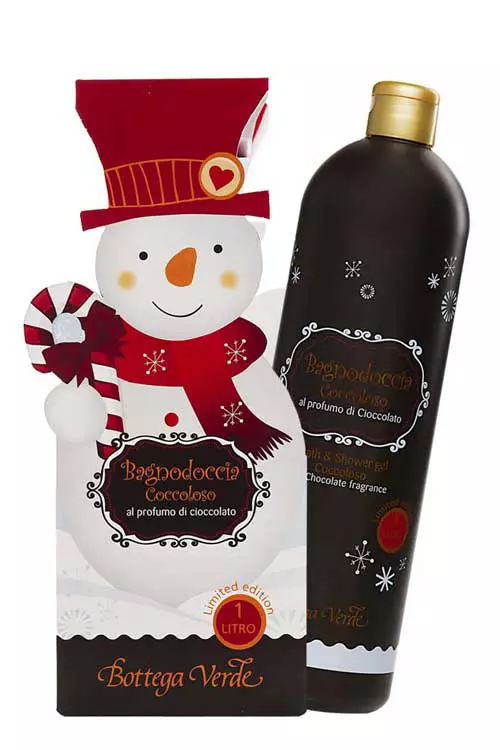 Set cu aroma de ciocolata, contine gel de dus (1000 ml) intr-un ambalaj special in forma de om de zapada, Bottega Verde, 35,81 lei, in farmaciile Help Net.