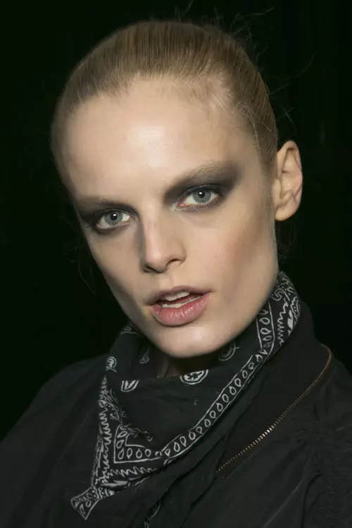 Donna Karan backstage (7)