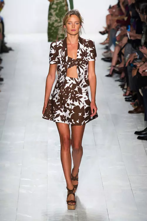 Michael Kors (44)