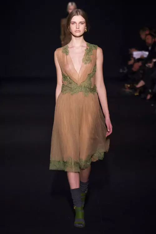 Alberta Ferretti F-W 2014 (35)
