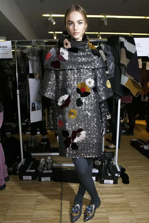 Dolce & Gabbana F-W 2014 backstage (29)