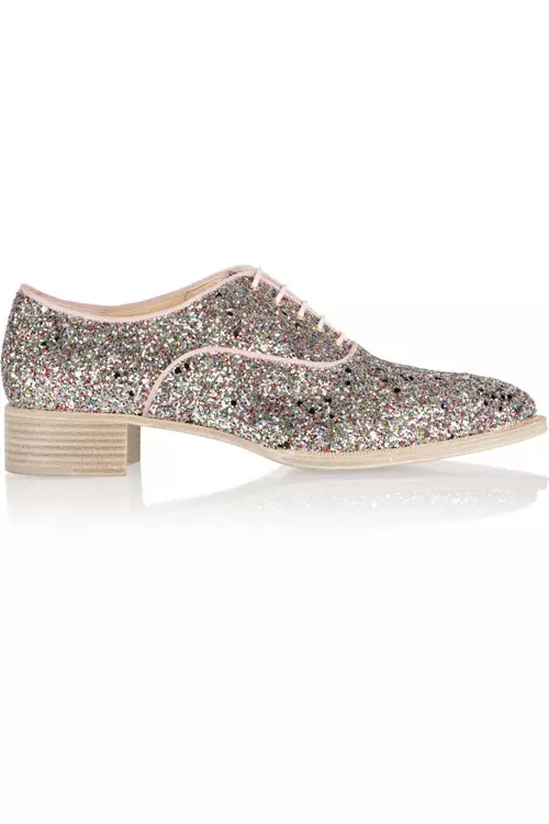 Pantofi de inspiratie masculina, acoperiti de glitter, Christian Louboutin, 2.534 lei, magazinul The Place X