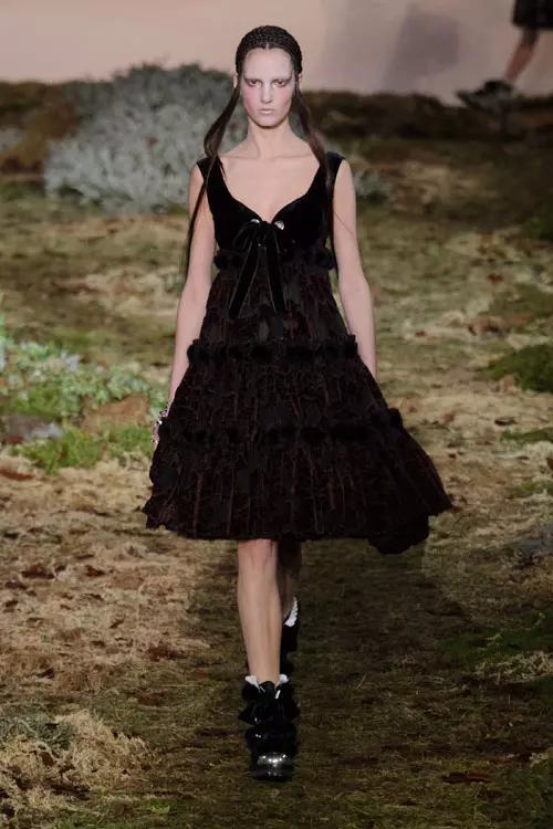 Alexander McQueen toamna iarna 2014-2015 (6)