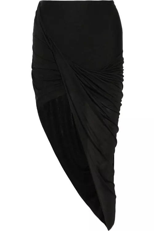 Fusta asimetrica, Helmut Lang, 838 lei, www.net-a-porter.com