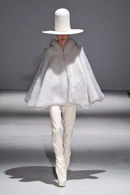 Gareth Pugh toamna iarna 2014-2015 (38)