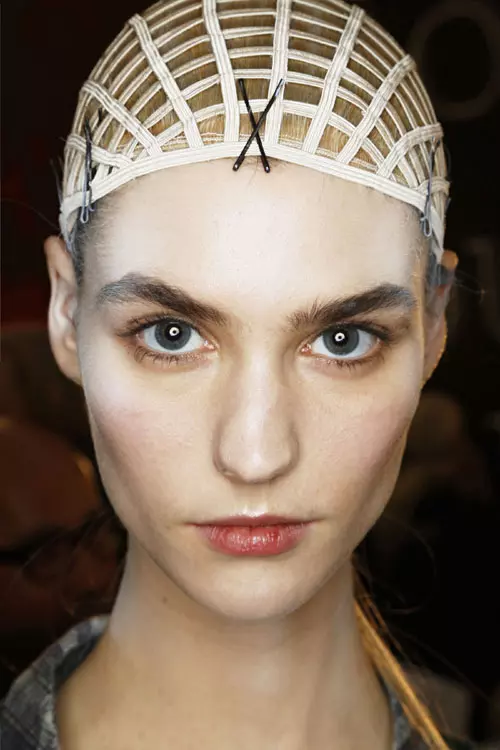 Gareth Pugh toamna iarna 2014-2015 backstage (4)