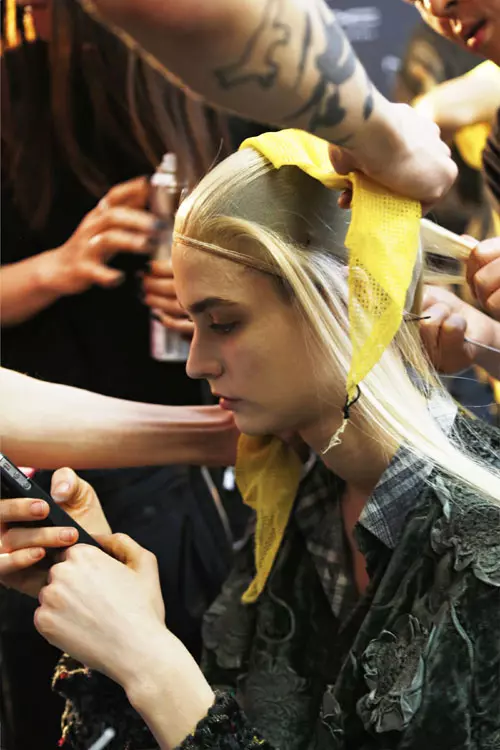 Gareth Pugh toamna iarna 2014-2015 backstage (8)