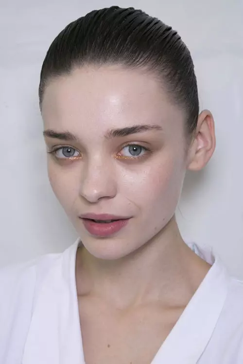 Issey Miyake toamna iarna 2014-2015 backstage (14)