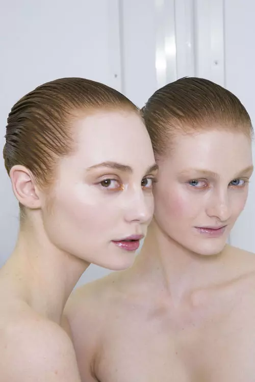 Issey Miyake toamna iarna 2014-2015 backstage (21)