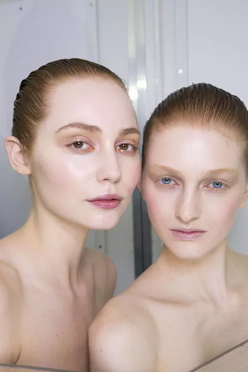 Issey Miyake toamna iarna 2014-2015 backstage (22)