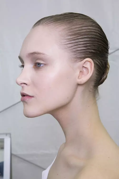 Issey Miyake toamna iarna 2014-2015 backstage (24)